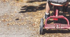 Citazioni celebri e frasi sul gioco dei bambini