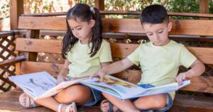 Scegliere con cura: cosa far leggere ai bambini per stimolare la loro immaginazione e crescita