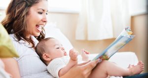 I benefici della lettura precoce sullo sviluppo dei bambini